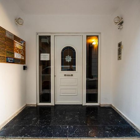 Efie'S Studio Каламата Экстерьер фото