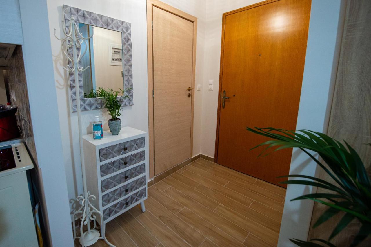 Efie'S Studio Каламата Экстерьер фото